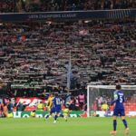 Les-supporters-parisiens-ont-pousse-les-joueurs-de-Luis-Enrique-a-Liverpool-le-11-mars-2025-2065786.jpeg