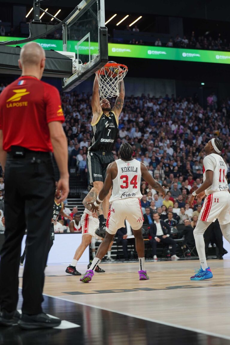 asvel-1-1f01c937-7b4d-6200-aef2-5b93eec8a87b.jpg