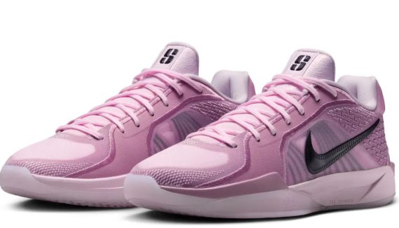 nike-sabrina-2-triple-double-trouble-fq2174-601-570x325.jpg