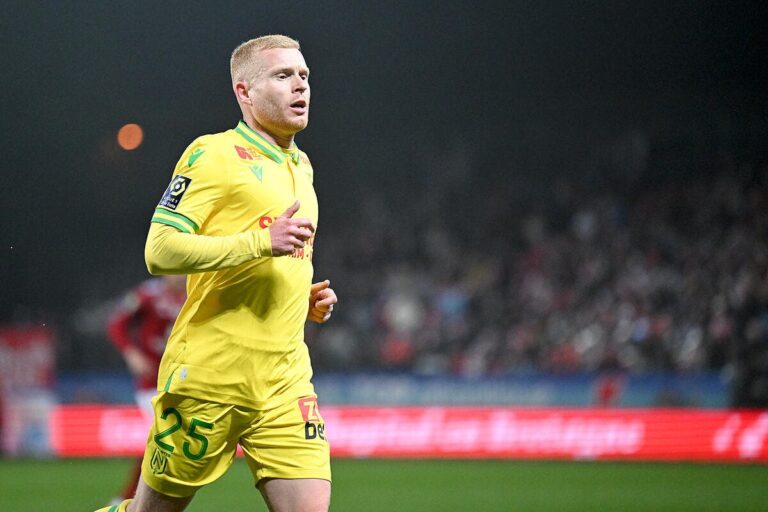 sept-departs-a-nantes-l-ete-sera-bouillant-iconsport_218004_0107-390763.jpg