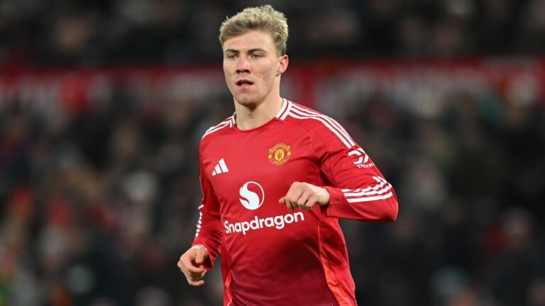 0404252020Rasmus20Hojlund20of20Man20United201920.jpg