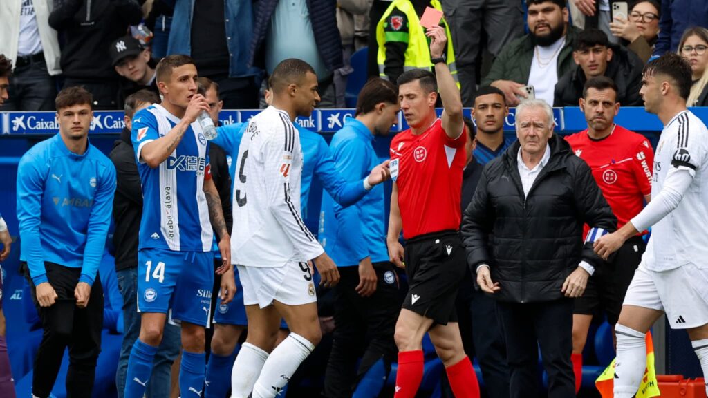 Kylian-Mbappe-expulse-lors-d-Alvares-Real-Madrid-le-13-avril-2025-2065575.jpg