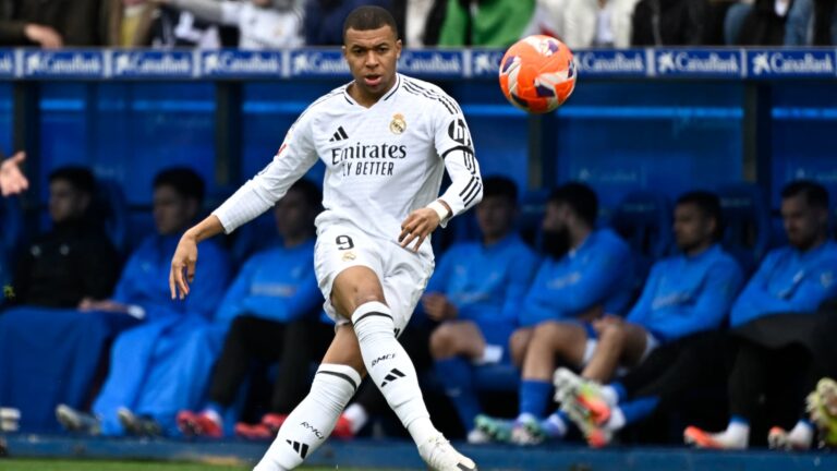 Kylian-Mbappe-lors-d-Alaves-Real-Madrid-le-13-avril-2025-2065601.jpg