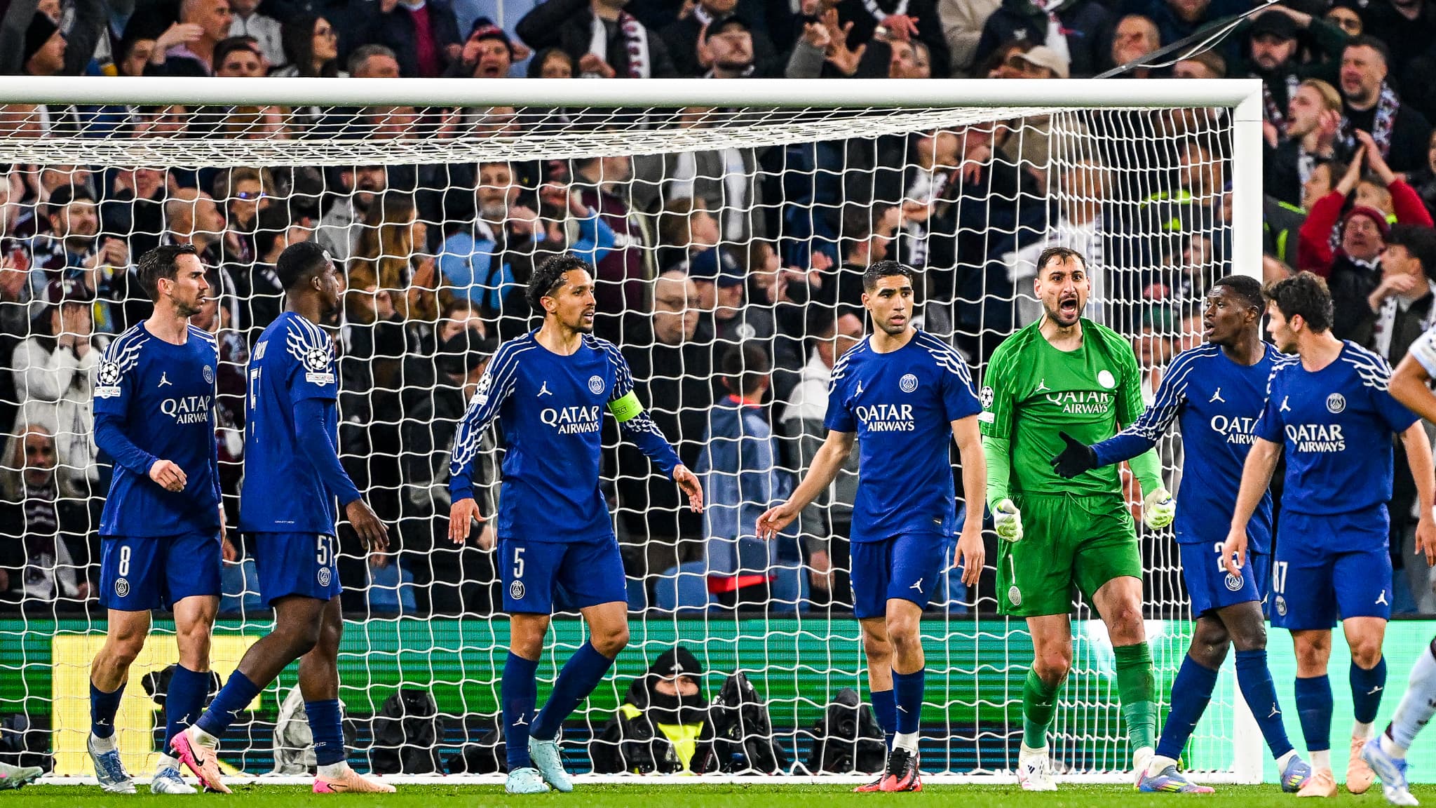 Le-PSG-lors-du-quart-de-finale-retour-de-Ligue-des-champions-a-Aston-Villa-le-15-avril-2025-2067124.jpeg