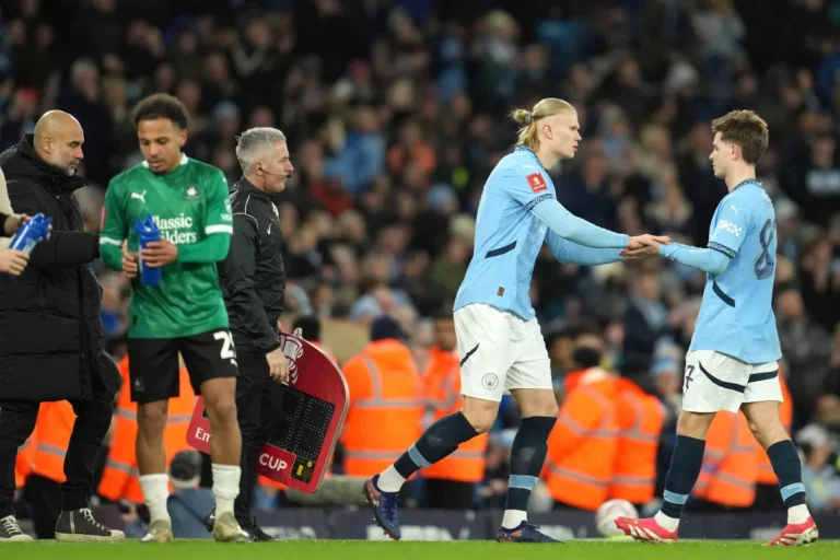 Man-City-La-pepite-James-McAtee-sur-le-depart.webp.webp