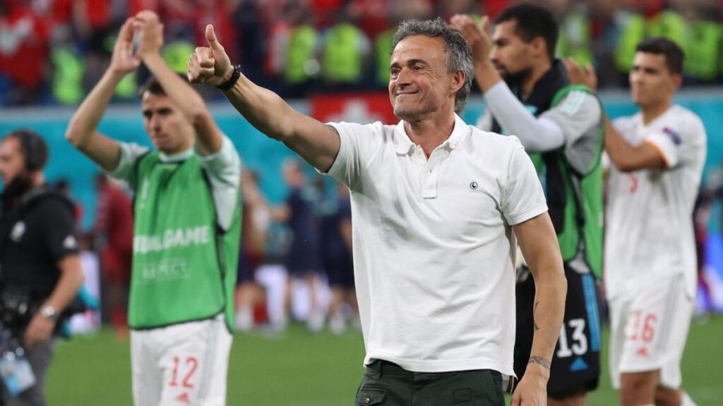 Luis Enrique designated best coach in PSG history
