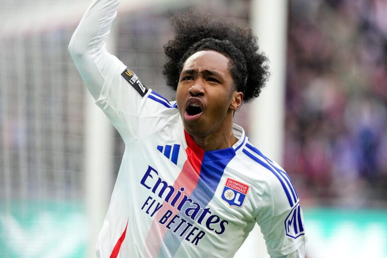 malick-fofana-cette-signature-qui-inquiete-l-ol-iconsport_255025_0201-390902.jpg