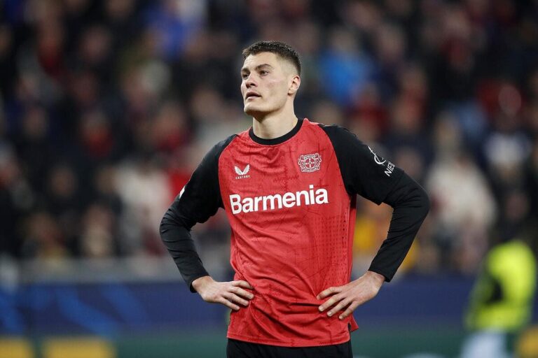 man-united-a-trouve-son-prochain-buteur-en-allemagne-iconsport_254483_0117-391310.jpg
