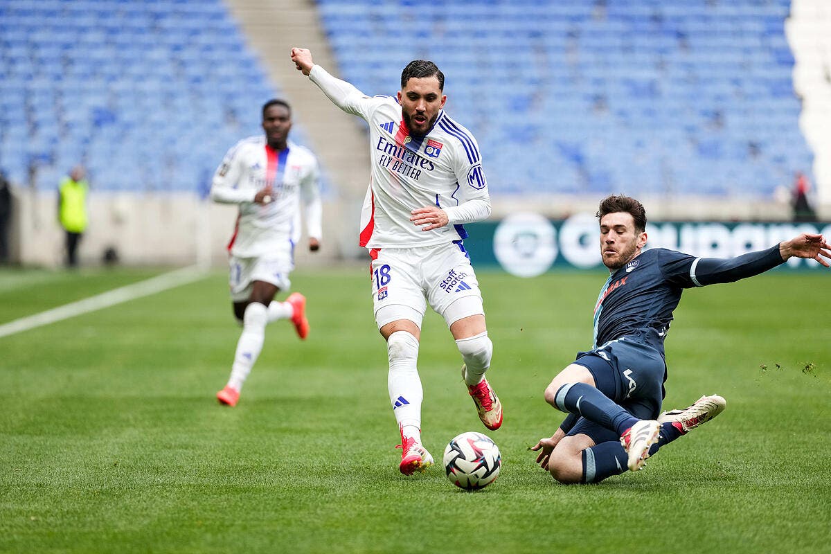 ol-cherki-vendu-fabrizio-romano-s-en-mele-iconsport_255025_0045-390754.jpg