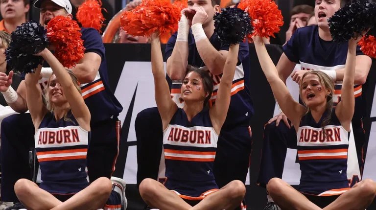 auburn-cheerleaders