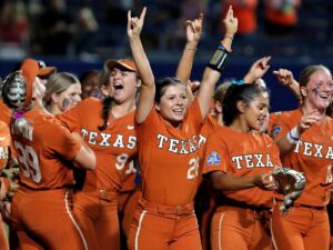 texas-longhorn-softball