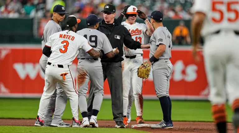 yankees-orioles-benches-clear