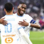 1200-L-om-toulouse-kondogbia-savoure-l-union-du-vestiaire-aprs-la-victoire.jpg