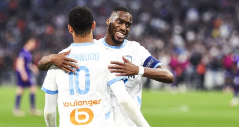 1200-L-om-toulouse-kondogbia-savoure-l-union-du-vestiaire-aprs-la-victoire.jpg