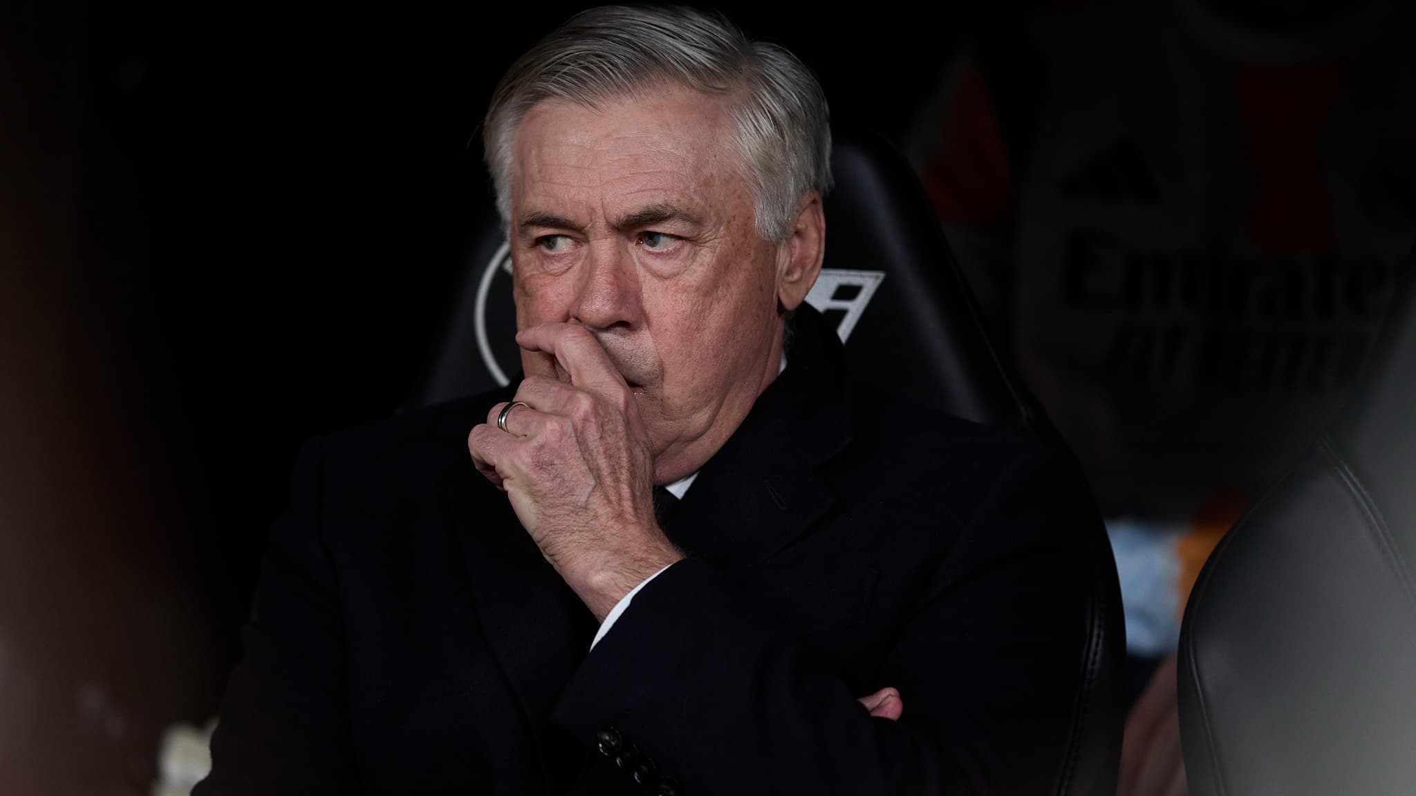Carlo-Ancelotti-lors-du-derby-Real-Atletico-le-8-fevrier-2025-2029917.jpg