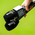Des-micros-de-DAZN-pendant-un-match-de-Ligue-1-pendant-la-saison-2024-2025-2033521.jpg