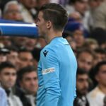 Francois-Letexier-attend-la-verification-par-la-VAR-d-un-penalty-sur-Kylian-Mbappe-le-16-04-2025-206.jpeg