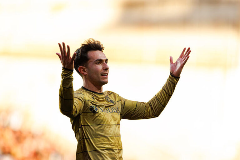 ICONSPORT_255169_0006.jpg