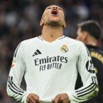 Kylian-Mbappe-frustre-de-son-rate-lors-de-Real-Madrid-Valence-5-avril-2025-2061262.jpg