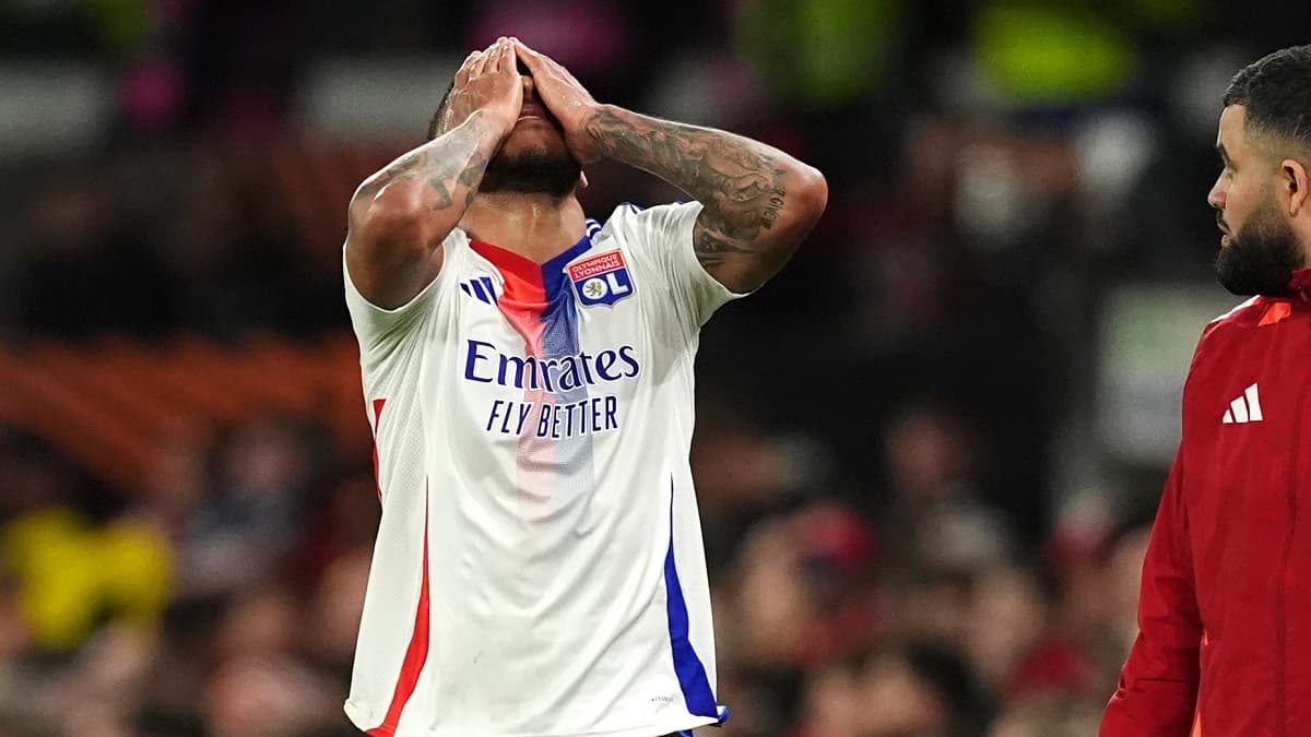 Ligue-Europa-Manchester-United-OL-quart-de-finale-retour-Corentin-Tolisso-expulse-le-17-avril-2025-2.jpeg