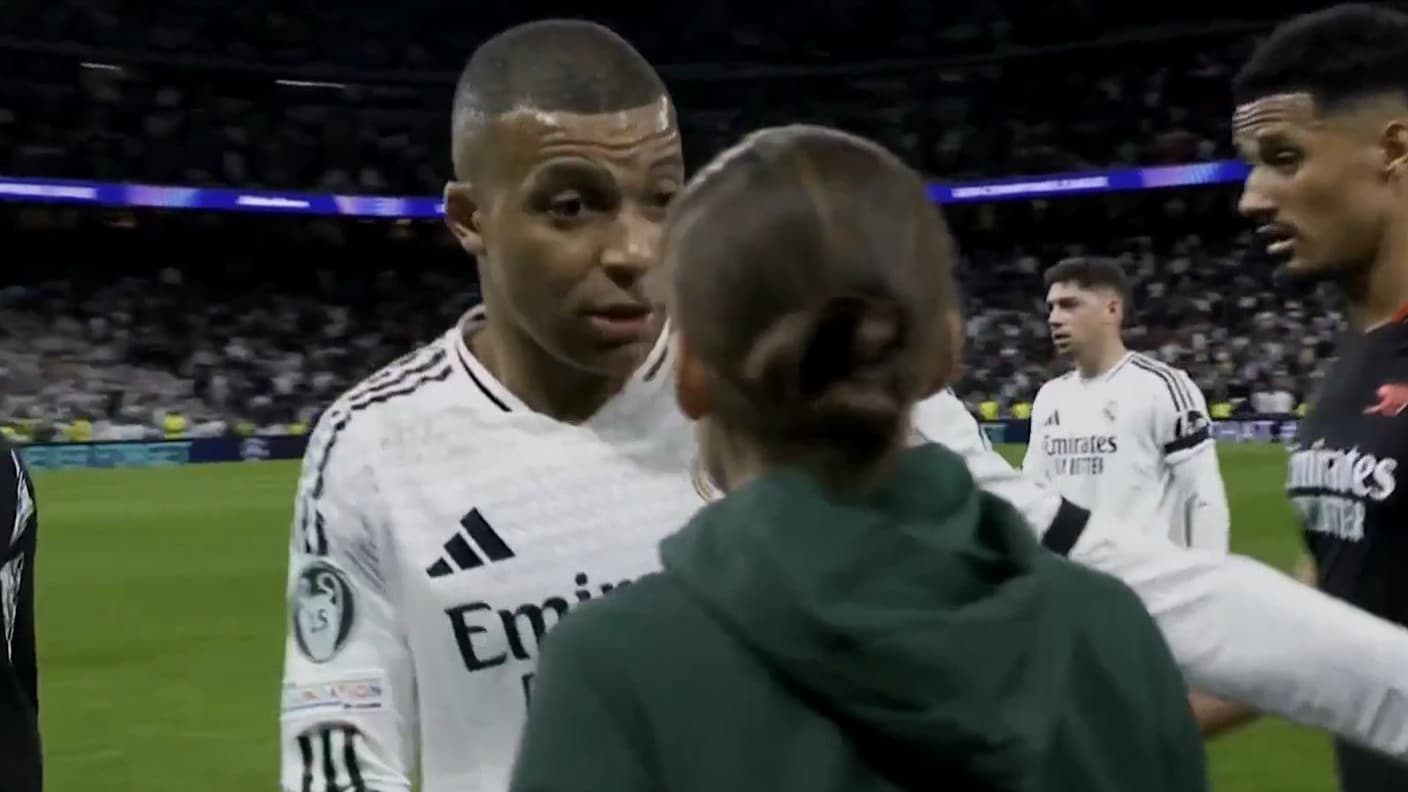 Real-Madrid-Arsenal-la-colere-de-Mbappe-aupres-de-Frappart-apres-le-penalty-non-siffle-contre-lui-le.jpeg