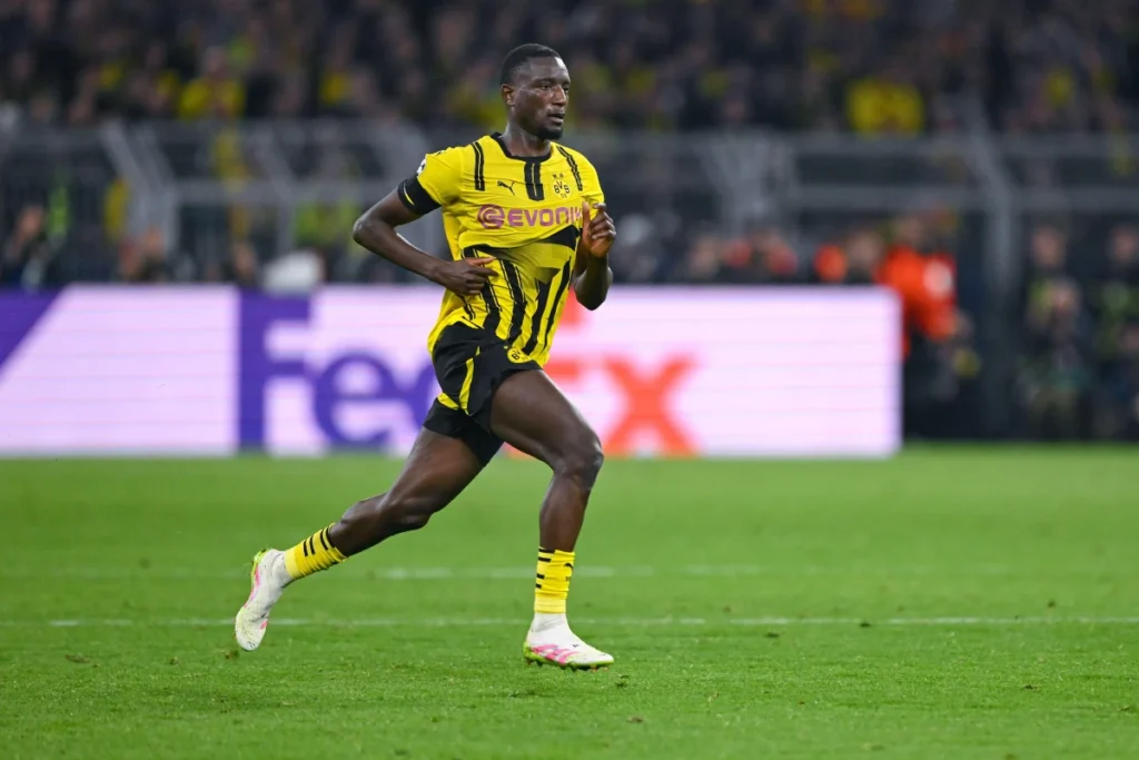 Serhou-Guirassysous-les-couleurs-du-BvB-@Alamy.webp.webp