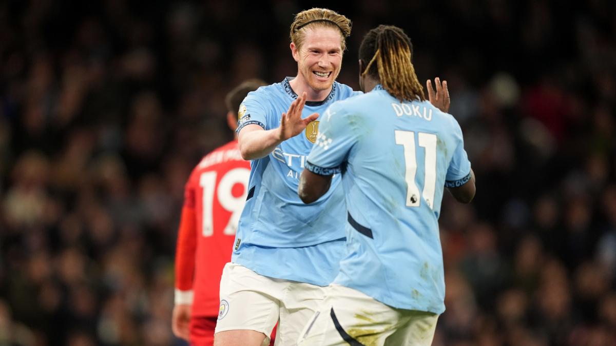kevin-de-bruyne-jeremy-doku-2425.jpg