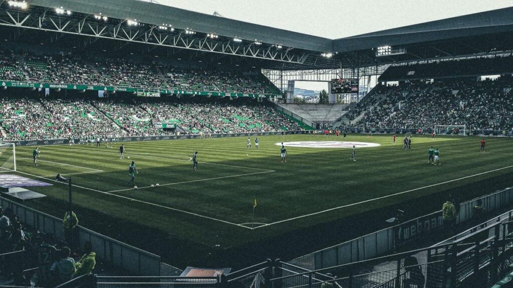 stade-geoffroy-guichard.jpg