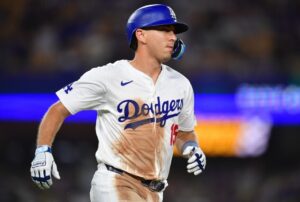 Austin-Barnes-1 (1)