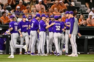 Kade-Anderson-LSU-at-Texas