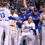 max-muncy-and-dodgers-celebrate