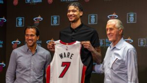 MIA_4DAV_PRESSER_WARE